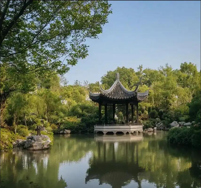 文圣区倾城餐饮有限公司